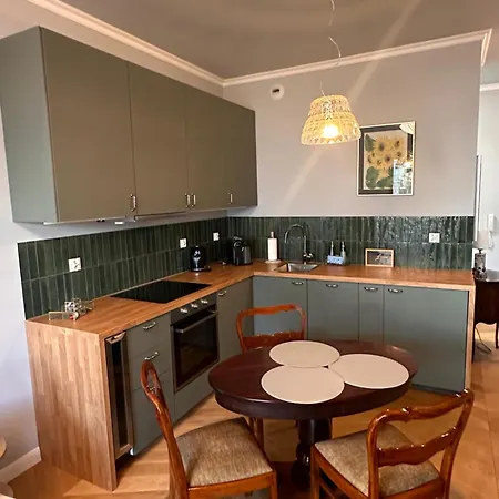 Toni Apartament *